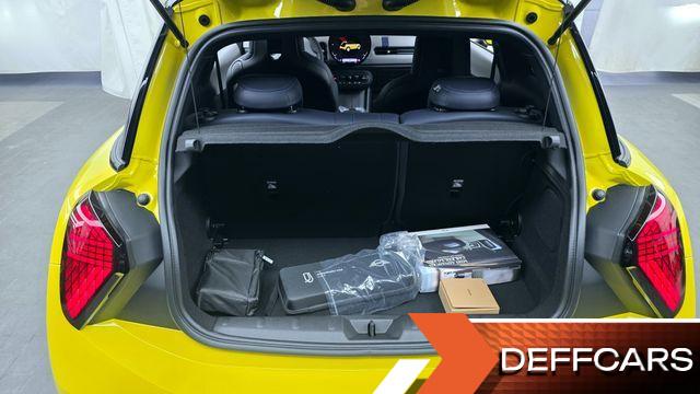 Mini COOPER Favoured купить на сайте DeffCars