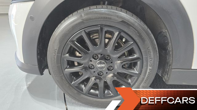 Mini COOPER 5Door Classic Third Generation купить на сайте DeffCars