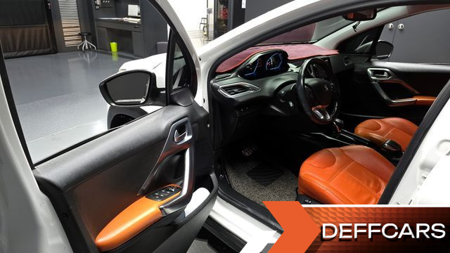 Peugeot 2008 1.5 BlueHDi Allure купить на сайте DeffCars