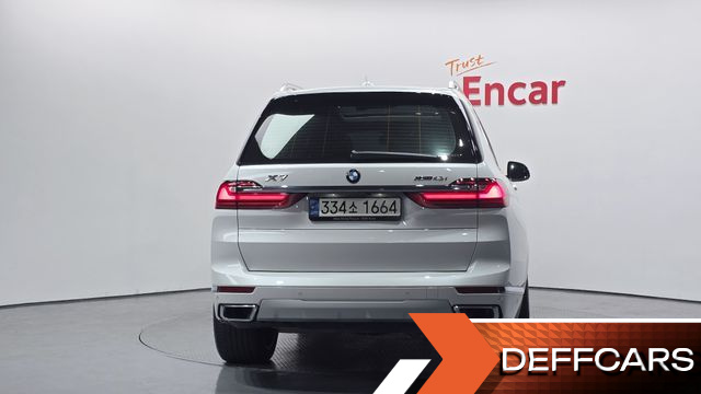 BMW X7 xDrive 40i Design Pure Excellence 6-Seater купить на сайте DeffCars