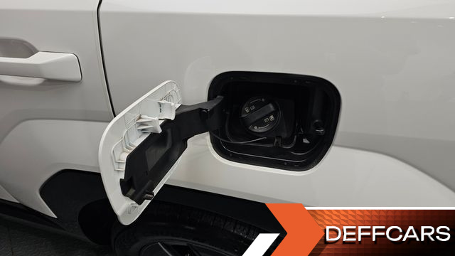 Hyundai SANTAFE HEV 1.6 2WD Calligraphy купить на сайте DeffCars