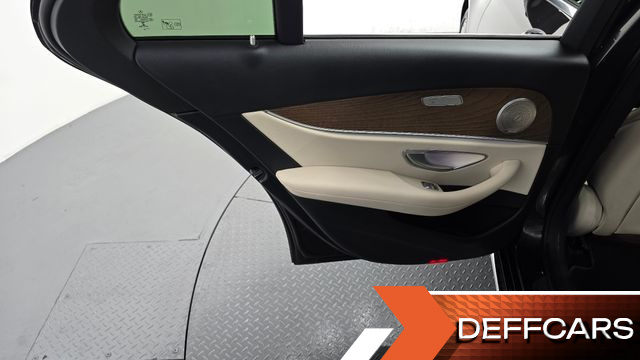 Mercedes E-CLASS E250 Exclusive купить на сайте DeffCars