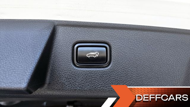 Kia MOHAVE Diesel 3.0 4WD 5-Seater Masters купить на сайте DeffCars