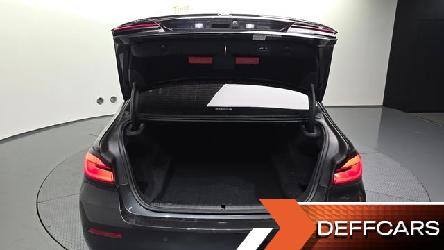 BMW 5-SERIES 523d xDrive Luxury купить на сайте DeffCars