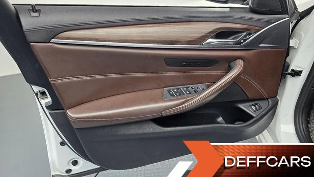BMW 5-SERIES 520d xDrive Luxury Plus купить на сайте DeffCars