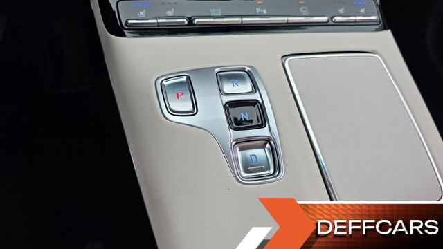 Hyundai GRANDEUR 2.5 Le Blanc купить на сайте DeffCars