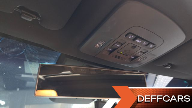 Toyota CAMRY 2.5 XLE Hybrid купить на сайте DeffCars