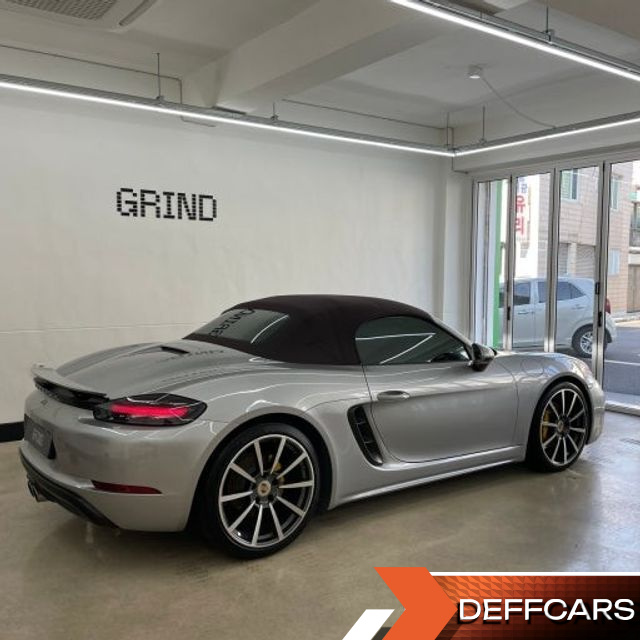 Porsche 718 2.0 купить на сайте DeffCars