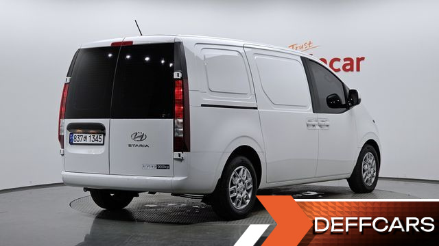 Hyundai STARIA Cargo 3-Seater Modern купить на сайте DeffCars