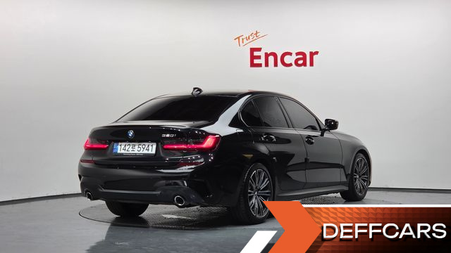 BMW 3-SERIES 320i M Sport купить на сайте DeffCars