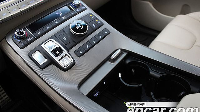 Hyundai PALISADE Diesel 2.2 2WD Calligraphy купить на сайте DeffCars