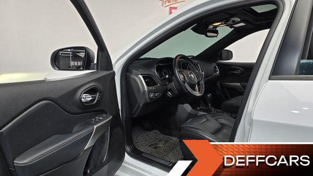 Jeep CHEROKEE 2.4 80th Anniversary Edition купить на сайте DeffCars