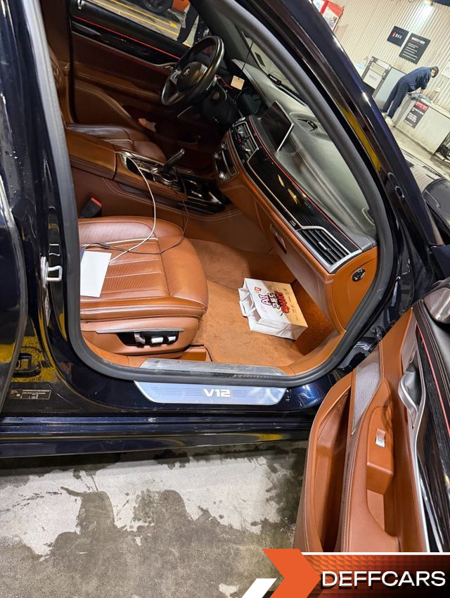 BMW 7-SERIES M760Li xDrive купить на сайте DeffCars