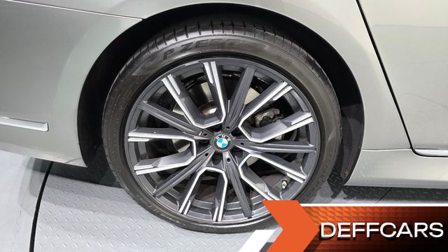 BMW 7-SERIES 730d xDrive M Sport купить на сайте DeffCars