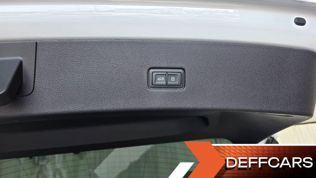Audi Q8 45 TDI Quattro Premium купить на сайте DeffCars