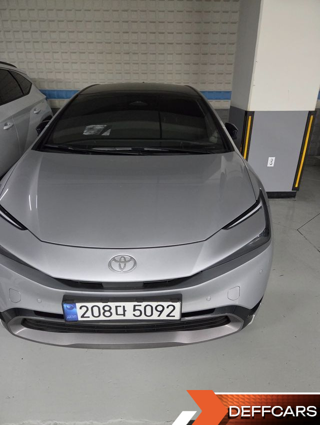 Toyota PRIUS 2.0 XLE купить на сайте DeffCars
