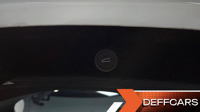 Tesla MODEL Y RWD купить на сайте DeffCars