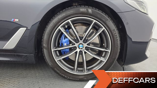 BMW 5-SERIES 520i M Sport купить на сайте DeffCars