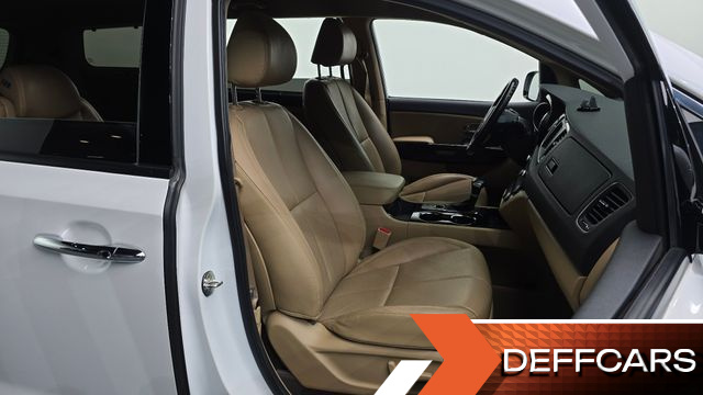 Kia CARNIVAL 9-Seater Noblesse Special купить на сайте DeffCars