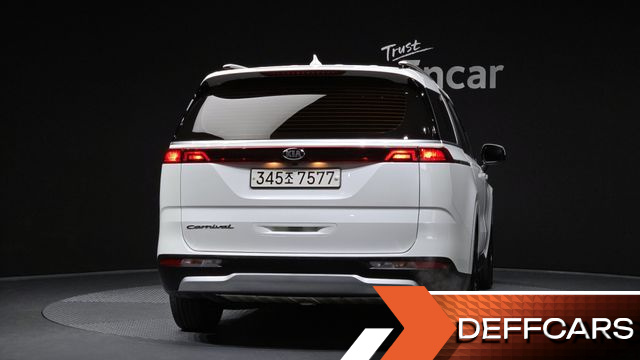 Kia CARNIVAL Gasoline 9-Seater Prestige купить на сайте DeffCars