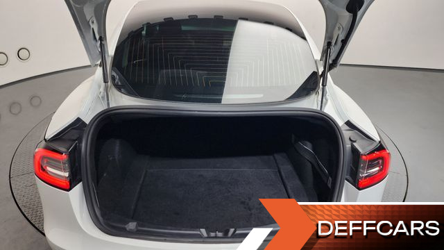 Tesla MODEL 3 Long Range AWD купить на сайте DeffCars