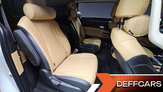 Kia CARNIVAL 9-Seater Signature купить на сайте DeffCars