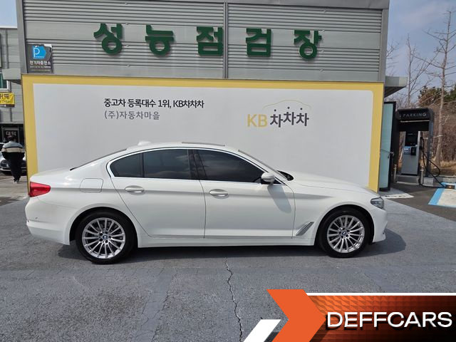 BMW 5-SERIES 520i Luxury купить на сайте DeffCars