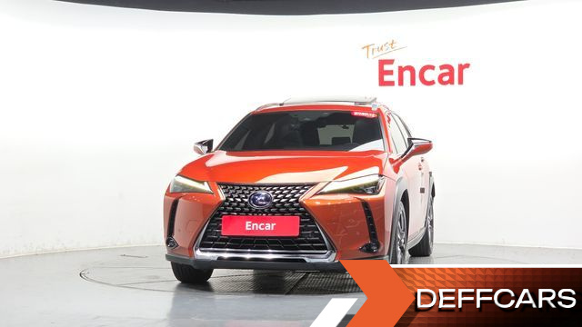 Lexus UX 2.0 AWD купить на сайте DeffCars