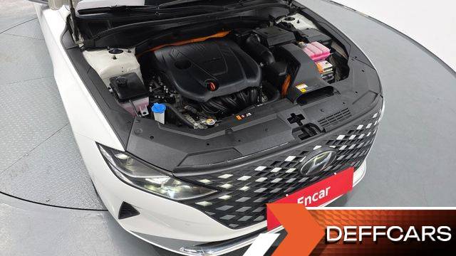 Hyundai GRANDEUR Le Blanc купить на сайте DeffCars