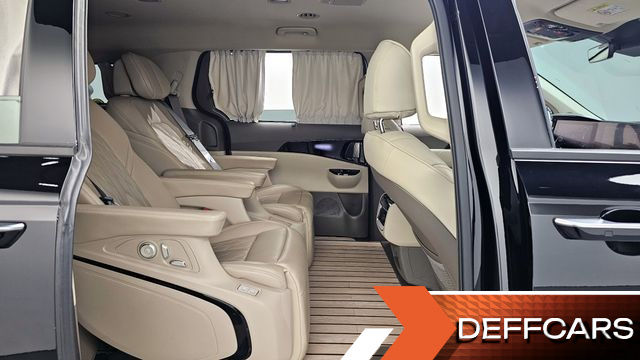 Kia CARNIVAL Gasoline 9-Seater Signature купить на сайте DeffCars