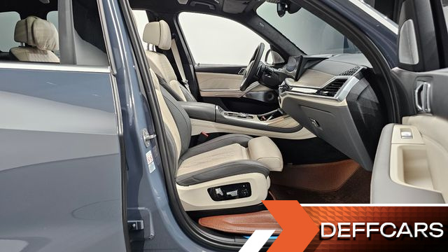 BMW X7 xDrive 40i Design Pure Excellence 6-Seater купить на сайте DeffCars