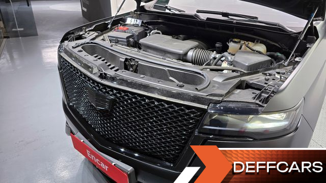 Cadillac ESCALADE 6.2 ESV ESV Sports Platinum купить на сайте DeffCars