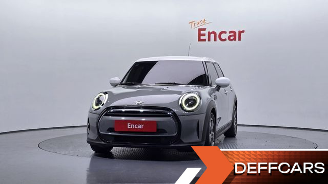 Mini COOPER 5Door Classic Third Generation купить на сайте DeffCars