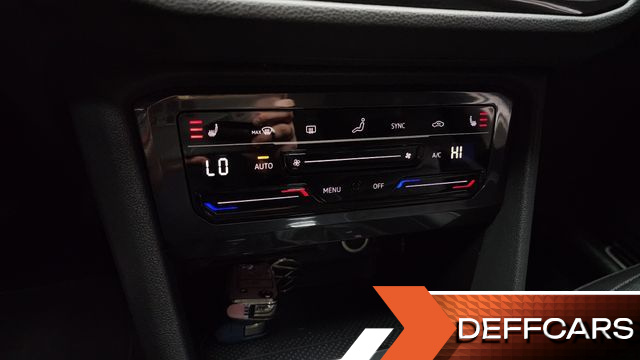 Volkswagen TIGUAN 2.0 TDI Premium купить на сайте DeffCars