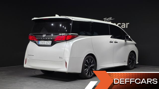 Toyota ALPHARD 2.5 HEV Executive AWD купить на сайте DeffCars