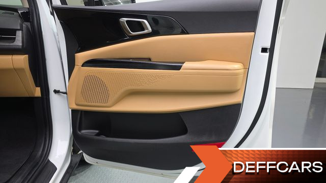 Kia CARNIVAL Gasoline 9-Seater Prestige купить на сайте DeffCars