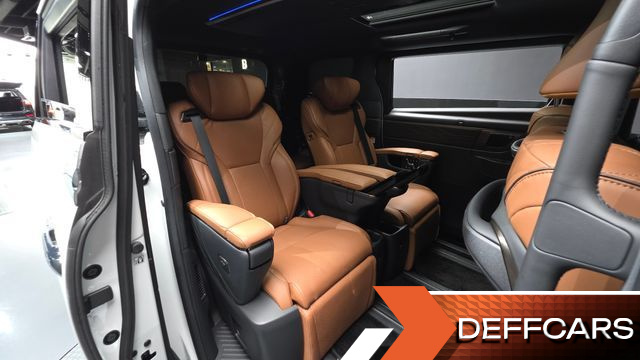 Toyota ALPHARD 2.5 HEV Executive AWD купить на сайте DeffCars