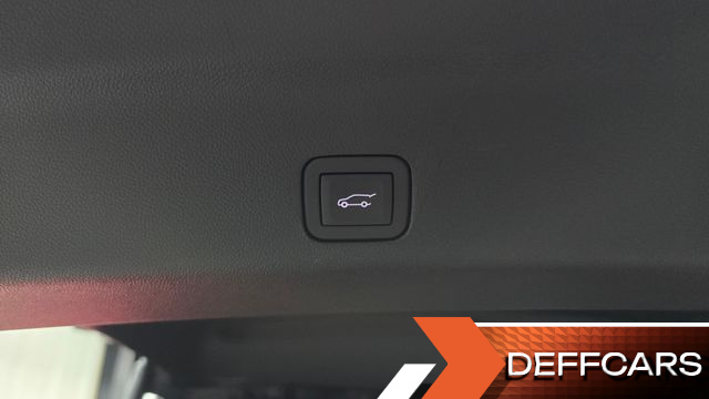 Cadillac ESCALADE 6.2 Sports Platinum купить на сайте DeffCars