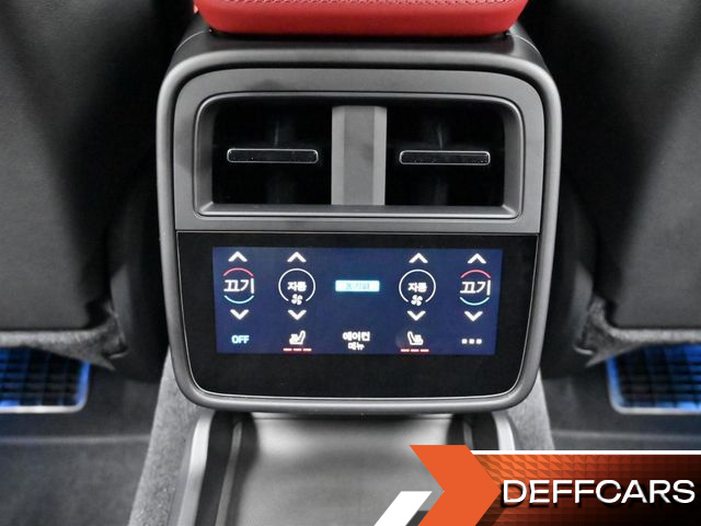 Porsche TAYCAN Turbo купить на сайте DeffCars