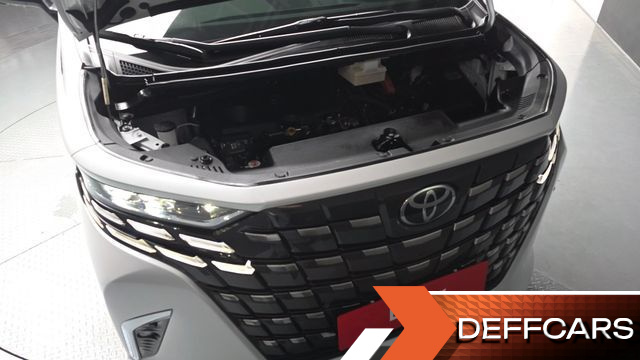 Toyota ALPHARD 2.5 HEV Executive AWD купить на сайте DeffCars