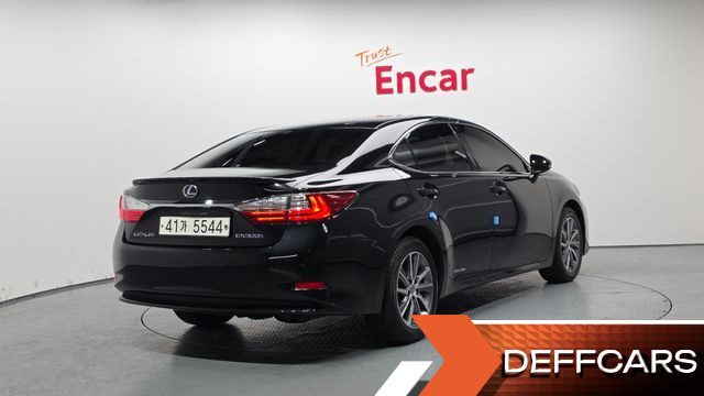 Lexus ES Supreme+ XV60 купить на сайте DeffCars