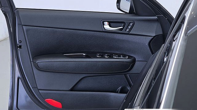 Kia K5 2.0 LPI DISABLED Noblesse Spcecial купить на сайте DeffCars