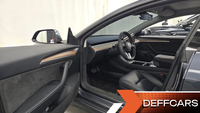 Tesla MODEL 3 Long Range AWD купить на сайте DeffCars