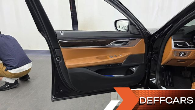 BMW 7-SERIES 745Le iPerformance Design Pure Excellence купить на сайте DeffCars