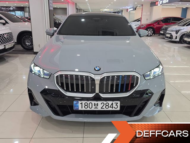 BMW 5-SERIES 530i xDrive M Sport купить на сайте DeffCars