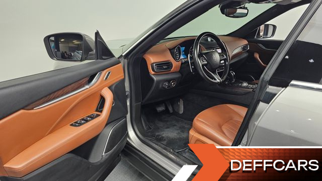 Maserati LEVANTE 3.0 AWD Premium купить на сайте DeffCars