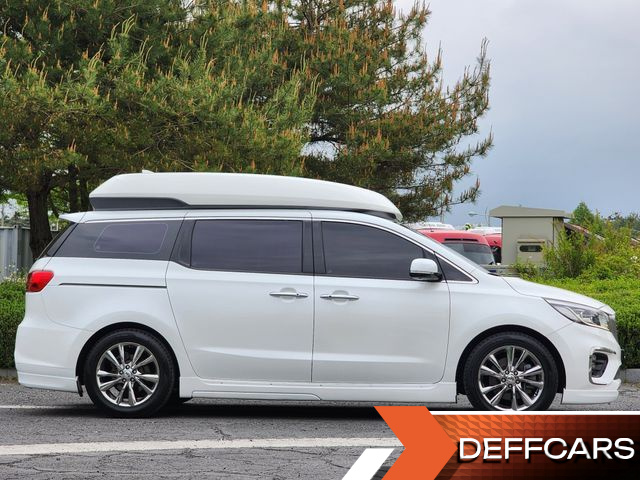 Kia CARNIVAL Gasoline 9-Seater Hi-Limousine Noblesse Special купить на сайте DeffCars