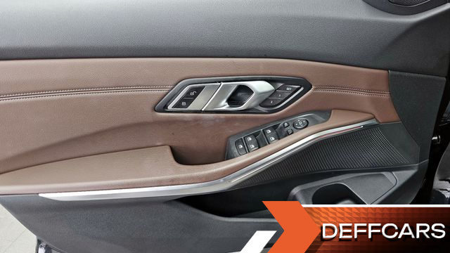 BMW 3-SERIES 320i Luxury купить на сайте DeffCars