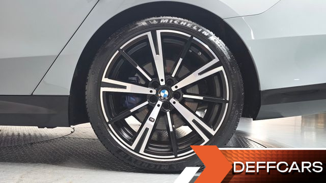 BMW 5-SERIES 530i xDrive M Sport купить на сайте DeffCars