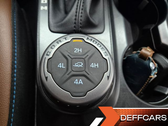 Ford BRONCO 2.7 Outer Banks купить на сайте DeffCars